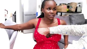 Mannequin ébène baisée par producteur casting bureau