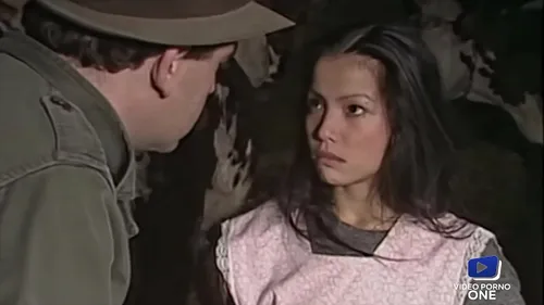 Yoko asiatique refoulée suce et baise comme une salope